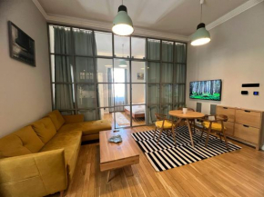 Central Chic
